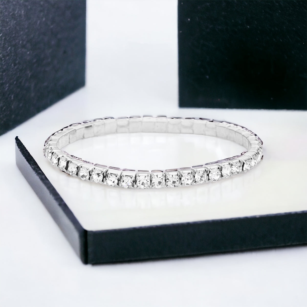 MADISON -clear silver 1 row stretch rhinestone bracelet