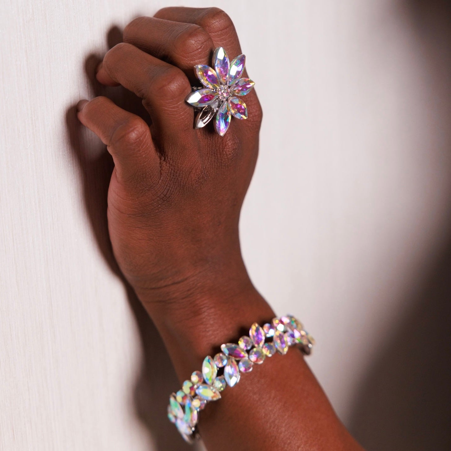 Chloe - ab silver floral rhinestone stretch bracelet